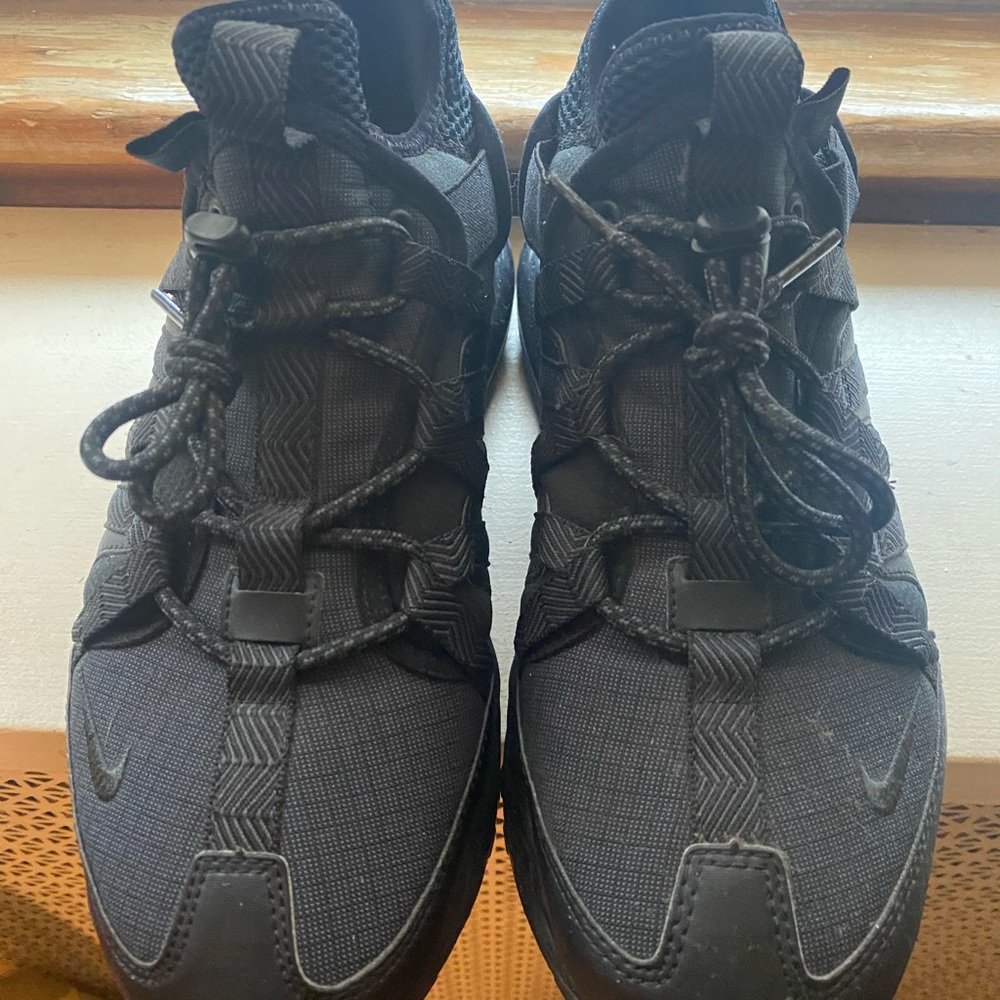 Nike 270 Bowfin